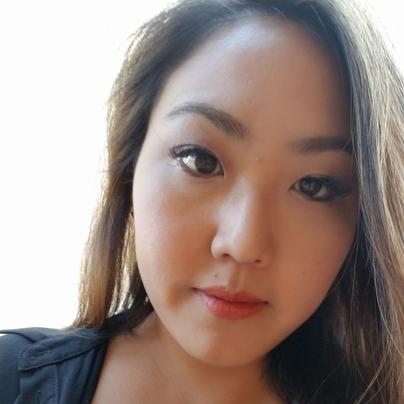 Meet your Posher, Cris - Picture 1 of 1